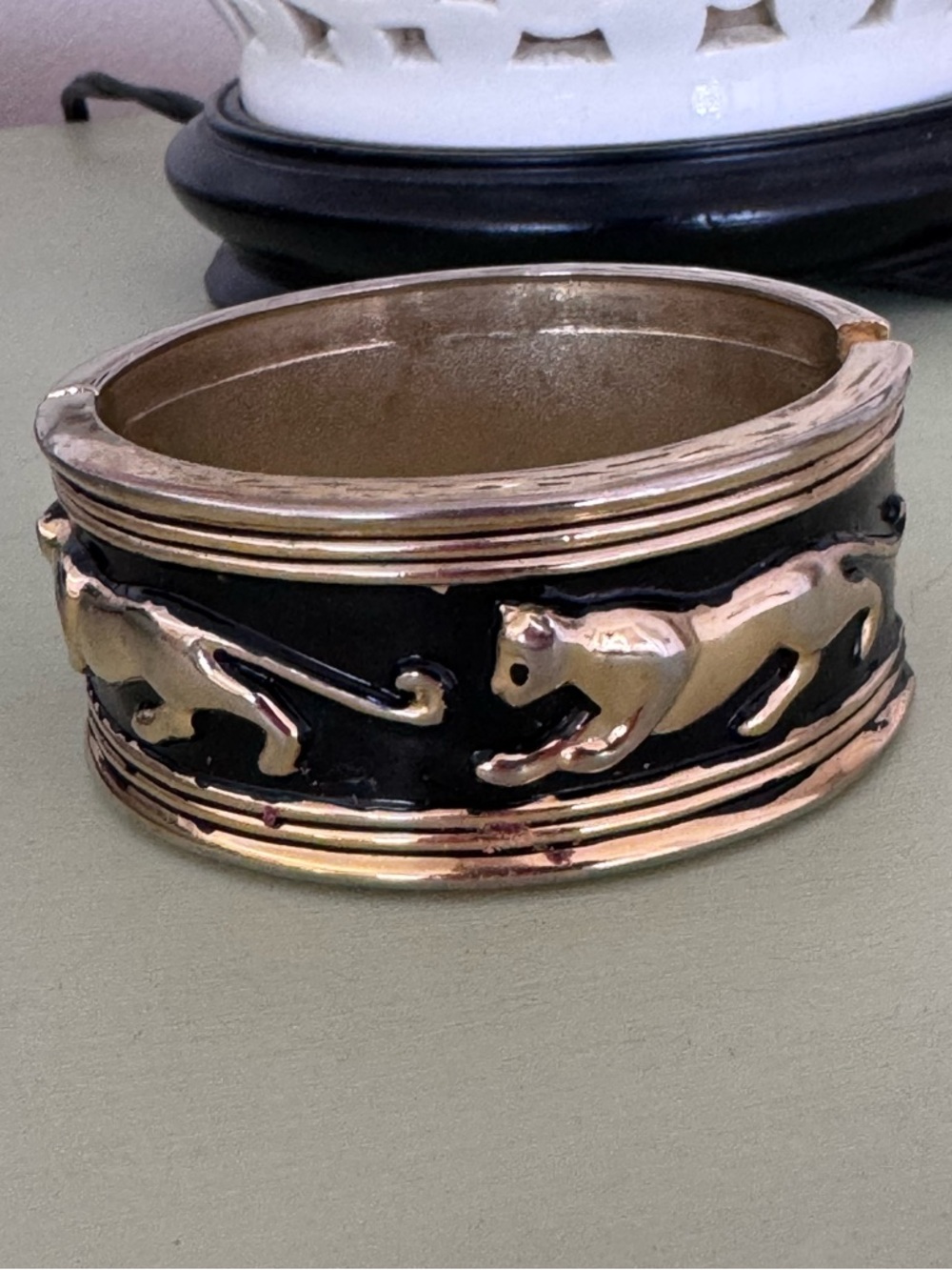 Vintage 1970’s ’s gold plated and black panther cuff, EUC